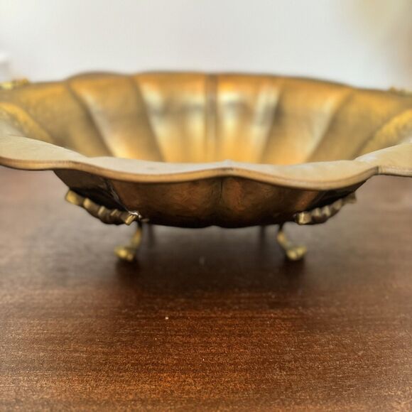 VTG Brass Large 17" Bowl Patina Scalloped Footed Centerpiece Hand Crafted India - Picture 3 of 16
